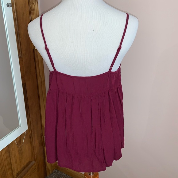 Maroon flowy tank top from Arizona Jean Co. - Picture 2 of 3